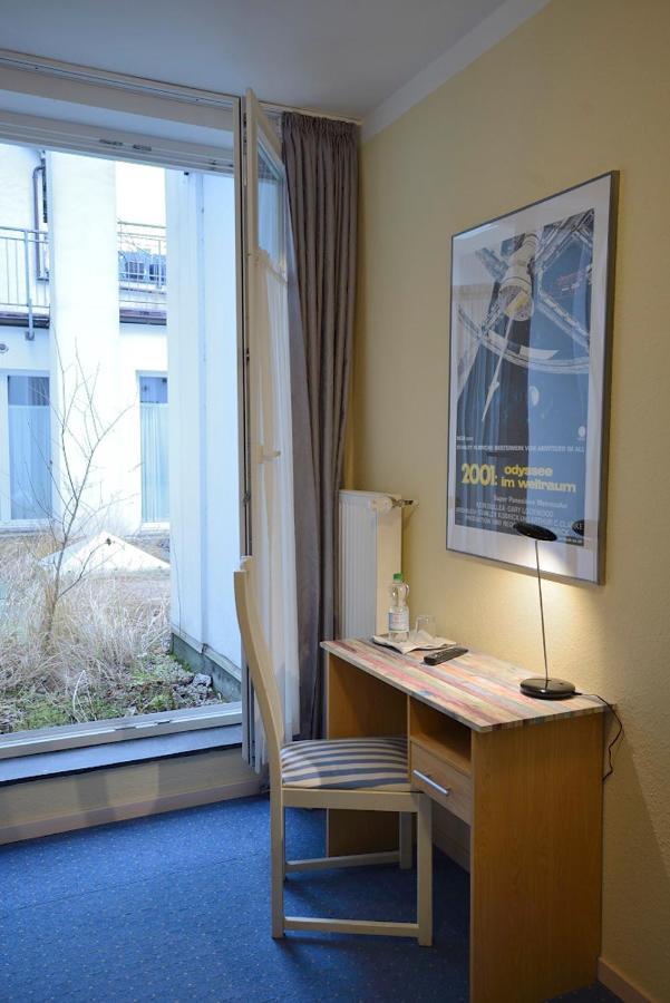 Alpha Hotel Garni ฮัมบูร์ก ภายนอก รูปภาพ